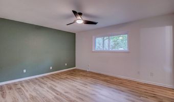 996 Hacienda Dr, Benton, AR 72019
