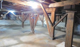 465 W MARINE Dr, Astoria, OR 97103