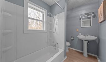849 Walnut Ave, Alliance, OH 44601