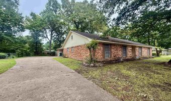 2014 CAPELLA Dr, Bastrop, LA 71220