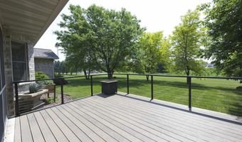 552 Meadowlark Ln, Portage, WI 53901