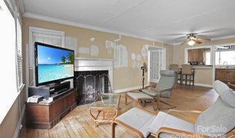 1400 Briar Creek Rd, Charlotte, NC 28205