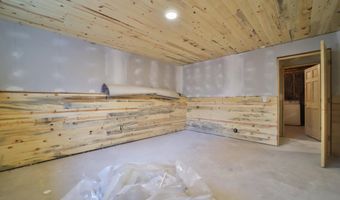 951 Swede Lake Trl SW, Backus, MN 56435