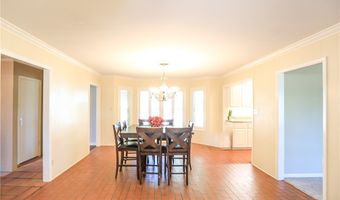 1316 Southwood St, Alice, TX 78332