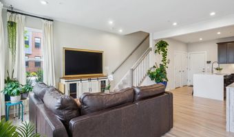 20306 NEWFOUNDLAND Sq, Ashburn, VA 20147