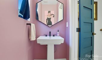 1003 Zinc Ln, Charlotte, NC 28205