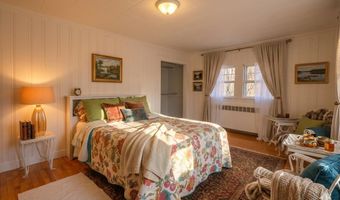 109 Sahagian Rd, Belgrade, ME 04917