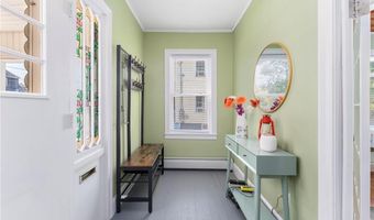 163 Bluff Ave, Cranston, RI 02905