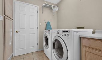 7409 Palomas Park Ave NE, Albuquerque, NM 87109