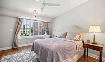 407 INDEPENDENCE Ave SE, Washington, DC 20003