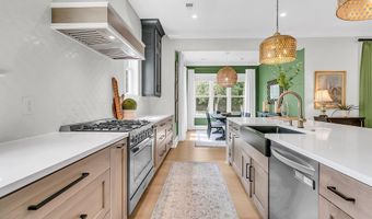 7878 Gull Bay Dr, Awendaw, SC 29429