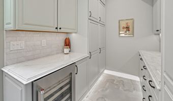 50 SEMINOLE LANDING Rd, Atlantic Beach, FL 32233