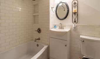 303 E Main St, Abingdon, VA 24210