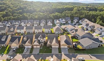 47 Celtic Ct, Adairsville, GA 30103