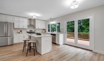 1254 Jade Wind Cir, Ballwin, MO 63011