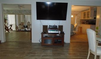 5559 SW 42ND Pl, Bell, FL 32619