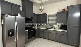 1100 W Eisenhower Ave, Alton, TX 78573