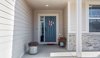 1411 S 7th St, Adel, IA 50003