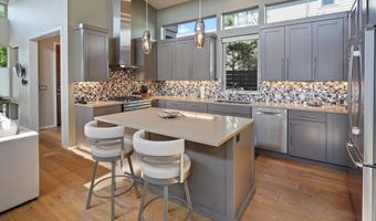 2749 NW Shields Dr, Bend, OR 97703