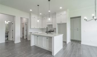 9217 SW 43rd St, Oklahoma City, OK 73179