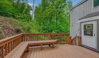 139 Summit Dr, Campton, NH 03223