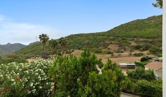 1561 Lookout Dr, Agoura Hills, CA 91301