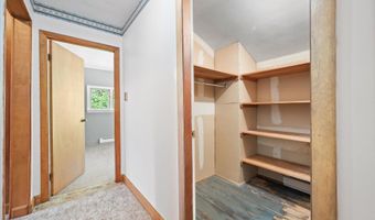 47 Chase Rd, Baileyville, ME 04694