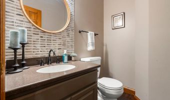 4309 Colleen Ct, Arden Hills, MN 55112