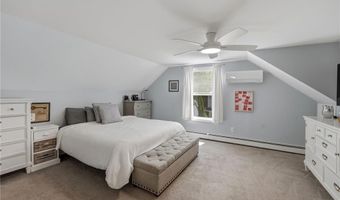 252 Wolf Rock Rd, Exeter, RI 02822