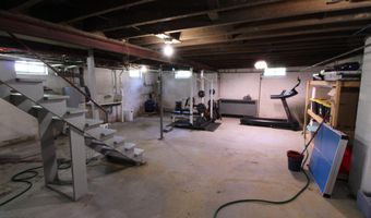 1308 Golf Course Rd, Altoona, PA 16601