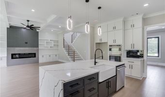 37 Deer Canyon Dr, Auburn, GA 30011