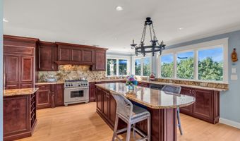 280 Ocean Blvd, Atlantic Highlands, NJ 07716