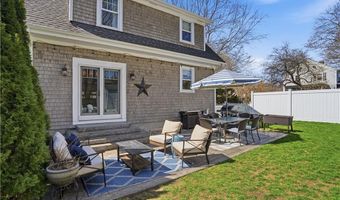 47 Hyland Ave, East Greenwich, RI 02818