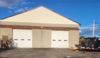 11 Clemenseau St, East Providence, RI 02914