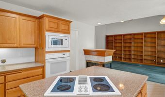 3475 Valley View Dr NW, Albany, OR 97321