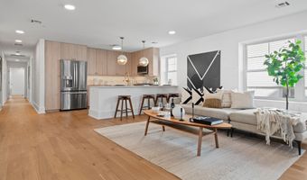 525 AVENUE E 1, Bayonne, NJ 07002