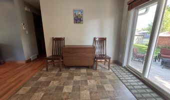 1711 S Lloyd St, Aberdeen, SD 57401