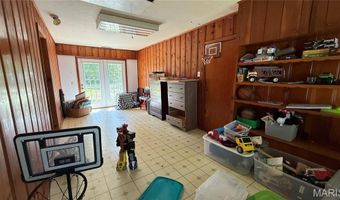 410 N Cypress St, Advance, MO 63730