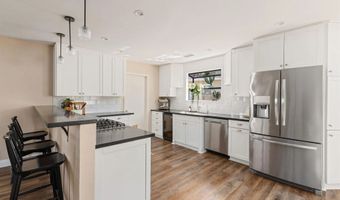 8224 Harton Pl, San Diego, CA 92123