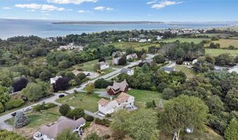 10 J H Dwyer Dr, Middletown, RI 02842