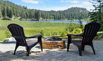 447 S Beaver Lake Rd, Athol, ID 83801