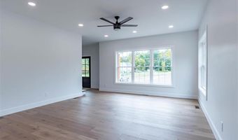 956 N Barnstead Rd, Barnstead, NH 03225