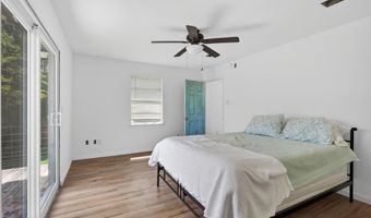 5030 Hawk St, Bay St. Louis, MS 39520