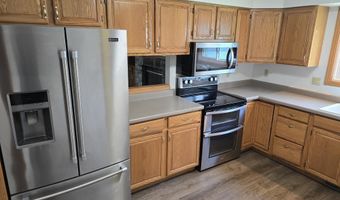 5695 Wilshire Dr, Madison, WI 53711