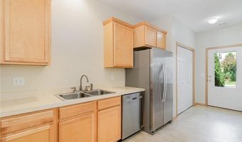 6583 Linwood Dr NE, Albertville, MN 55301