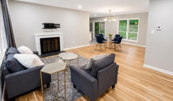 3506 BEVERLY Dr, Annandale, VA 22003
