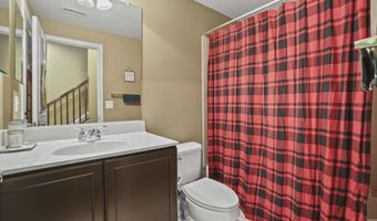 20405 CODMAN Dr, Ashburn, VA 20147