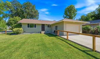 2885 Iris St, Anderson, CA 96007
