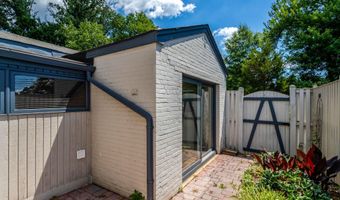 6616 BRADDOCK, Annandale, VA 22003