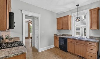 405 Silver St, Akron, OH 44303